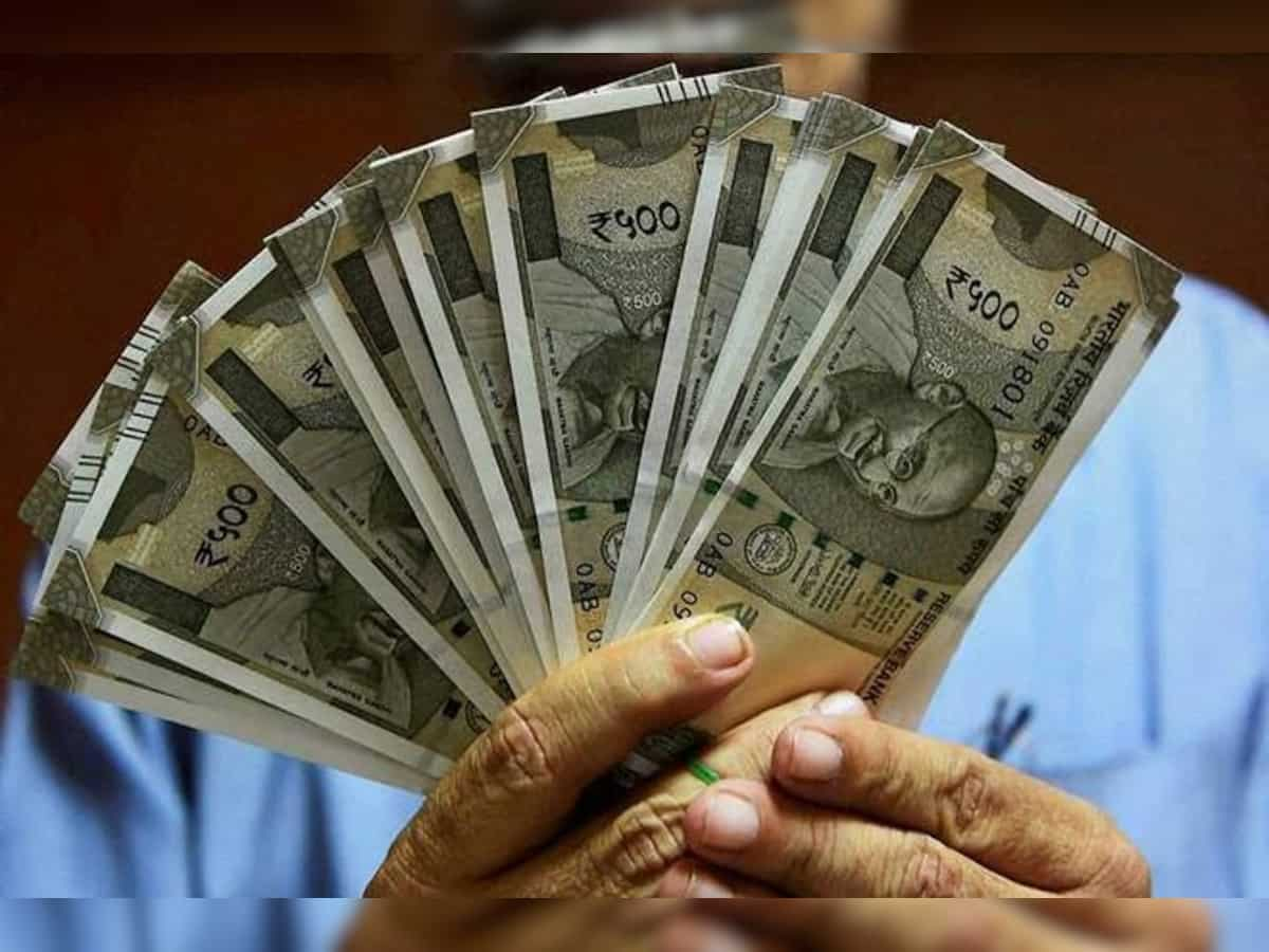 Foreign portfolio investors net withdraw Rs 58,711 crore from equities in October