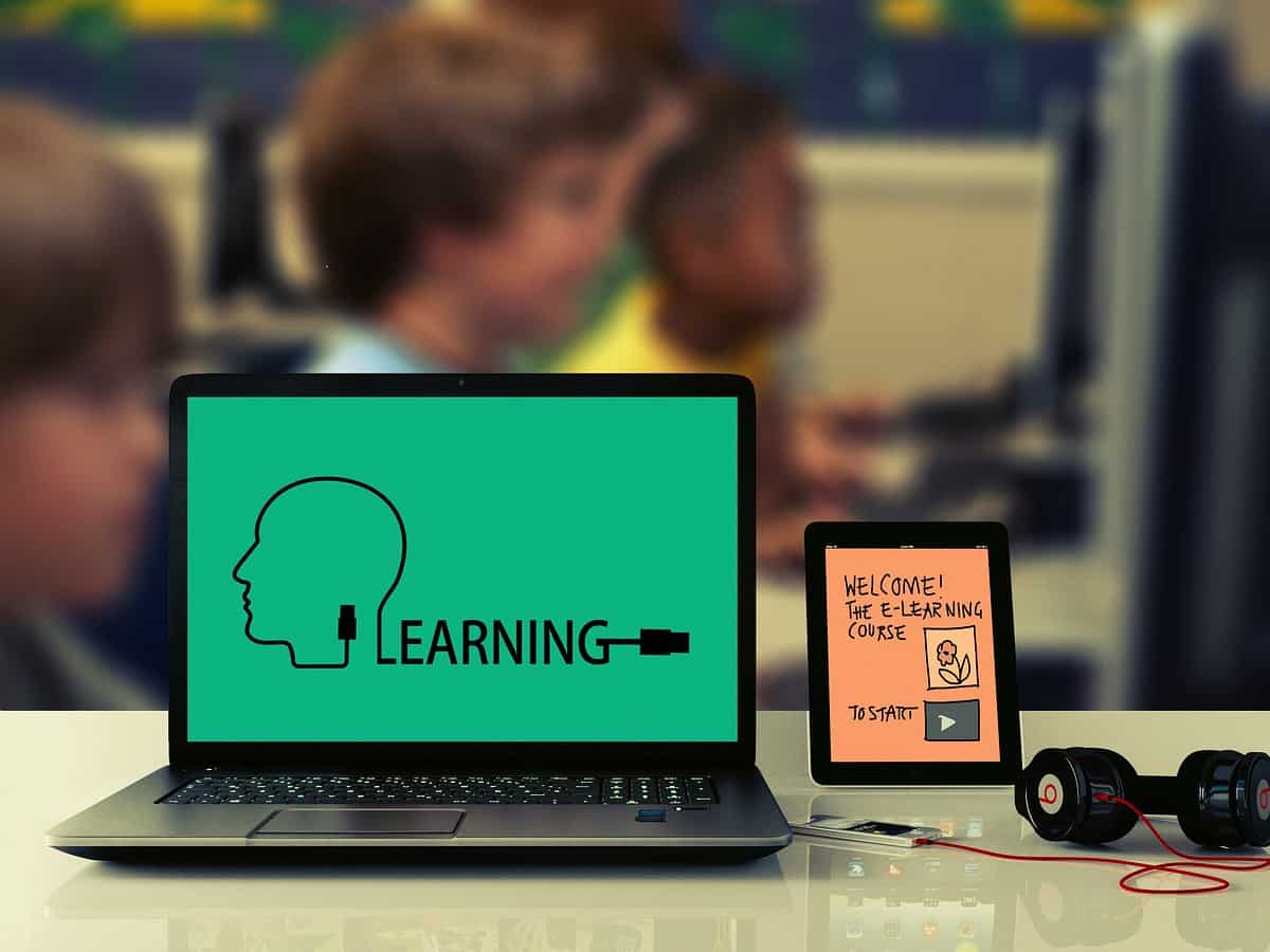 Digital Transformation in Education: Standard Capital launches zero-cost EMI scheme