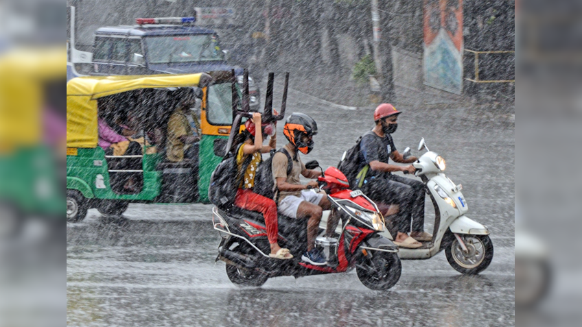 Weather Update: Heavy rain lashes Andhra Pradesh, CM Naidu puts administration on alert