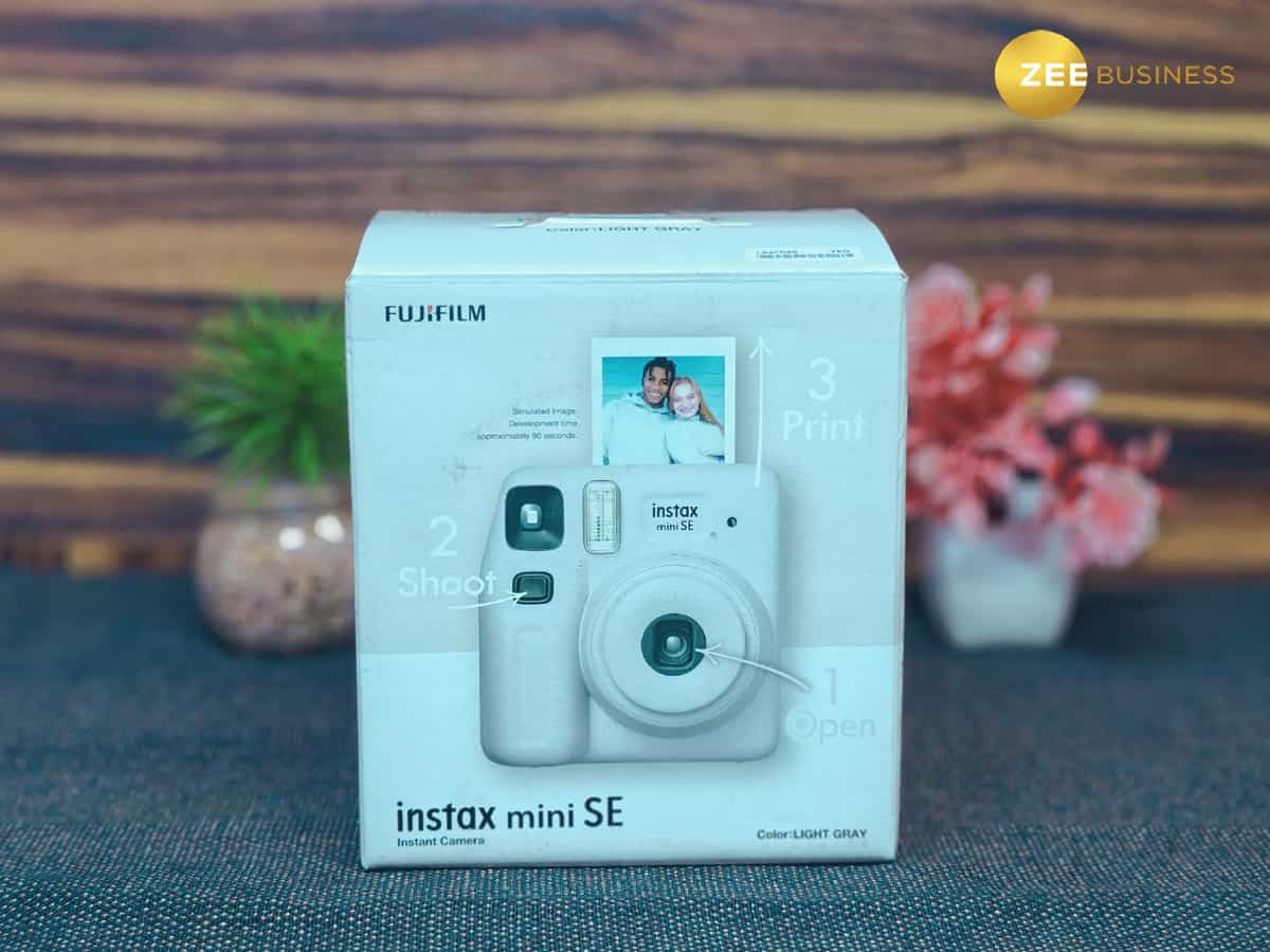 Fujifilm Instax Mini SE Review: A stylish, compact camera with manual controls