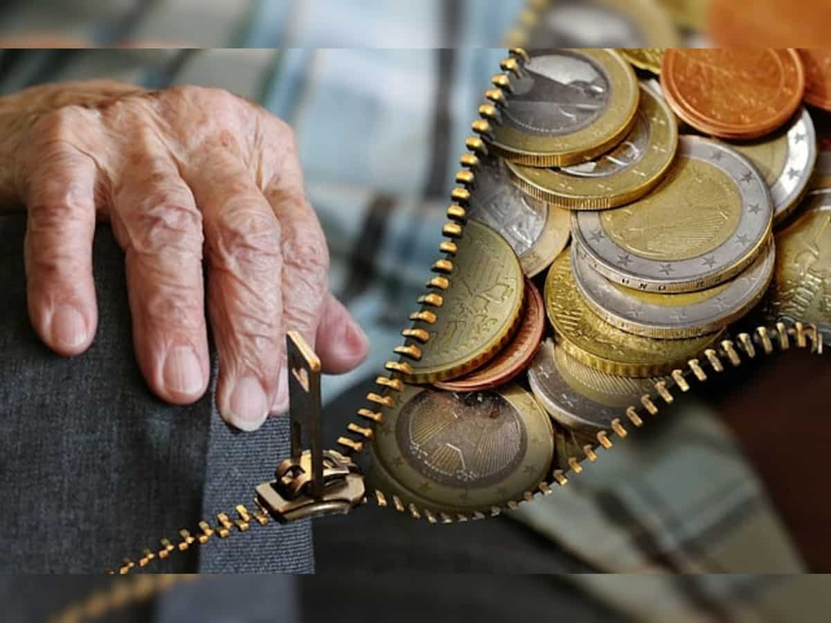 Central government employees to get additional compassionate pension after 80