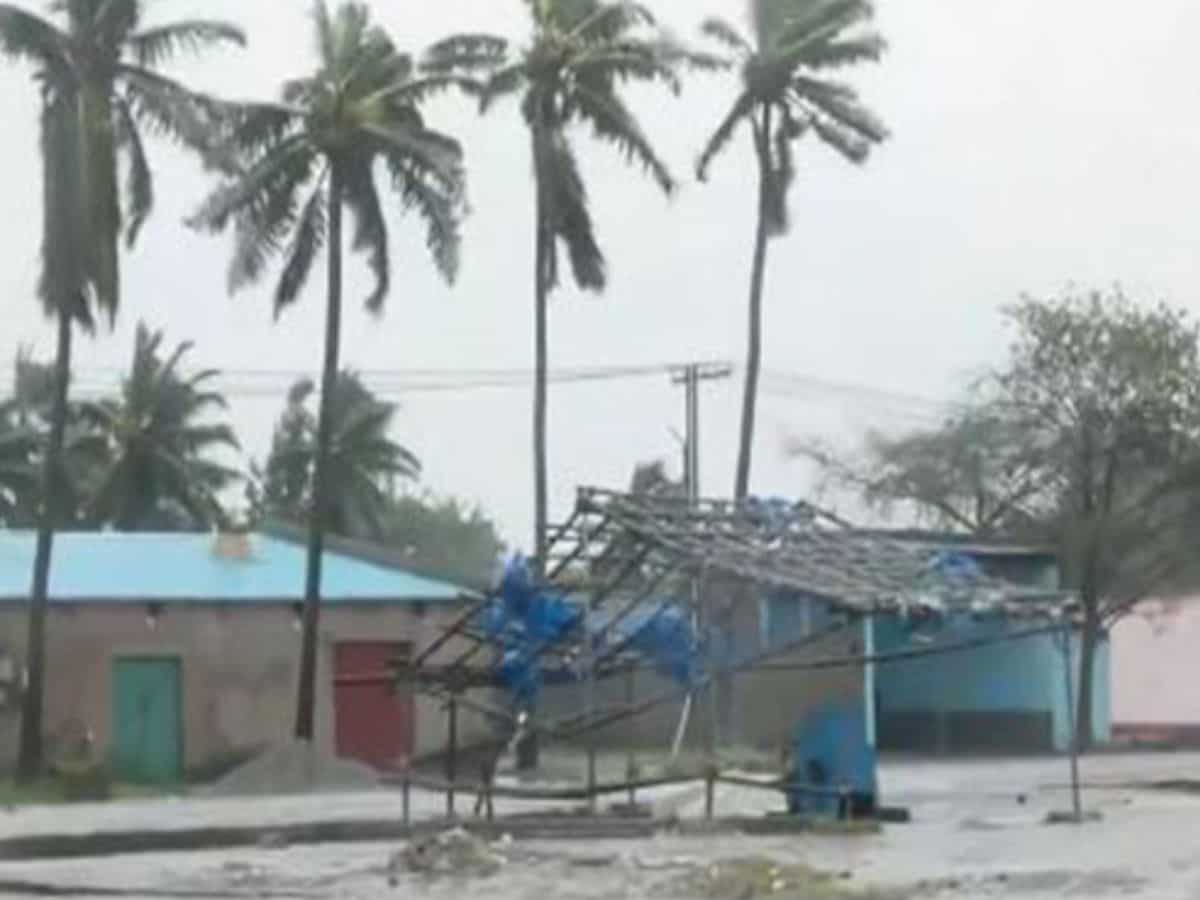 Cyclone Dana spares Odisha, Bengal of major damage, brings heavy rains 