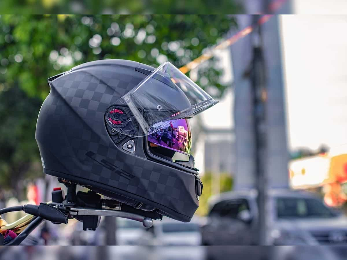 Act against unsafe helmet makers to boost road safety: Centre to district officials