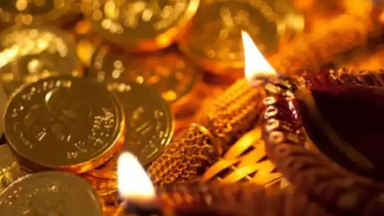 Dhanteras 2024: Auspicious times to buy gold and silver today, city-wise schedule
