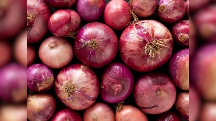 Government steps up onion supplies via rail transport to control prices; 840 tonne reaches Delhi