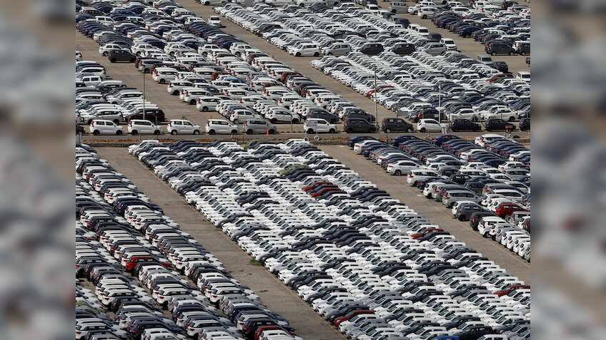 Maruti, Hyundai report muted domestic wholesales in October