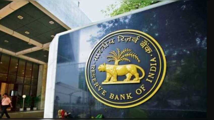 Fitch affirms IIFL Finance's rating after RBI lifts ban on gold-loan business