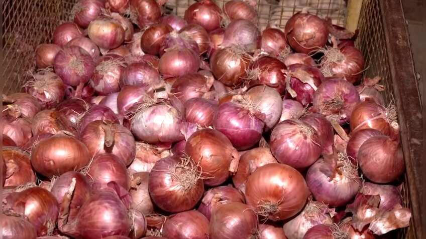 Onion prices soar across markets in Delhi, Mumbai, Lucknow leaving consumers in distress