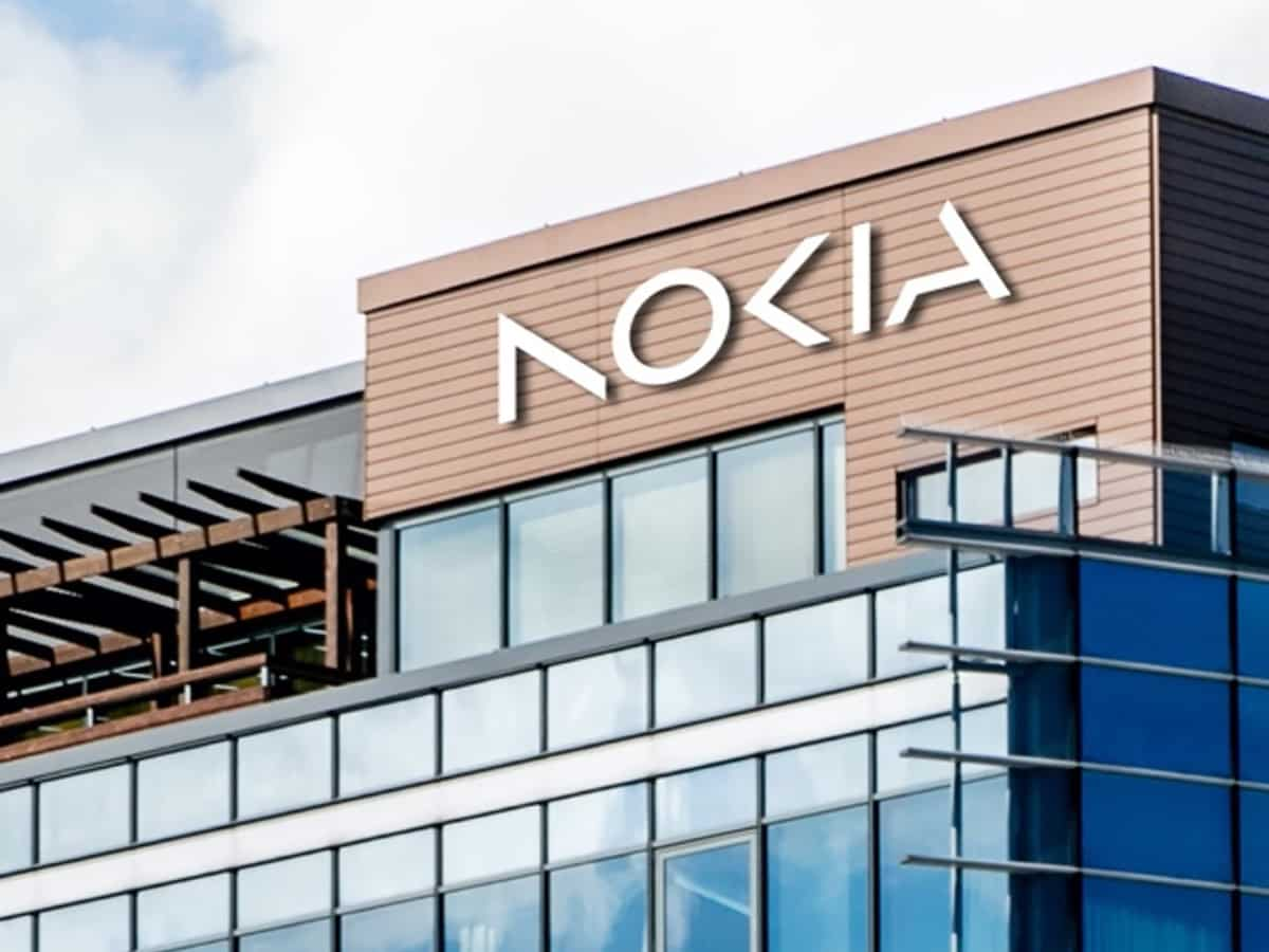  Nokia expands pact with Microsoft for data centre routers, switches