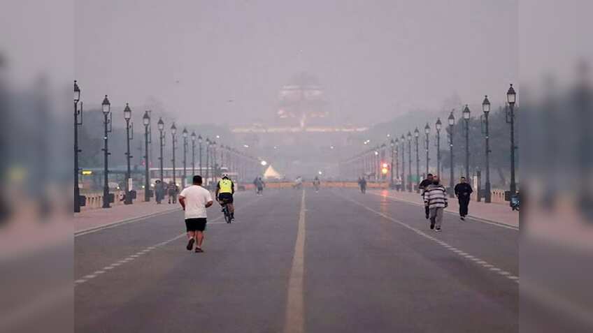 Delhi AQI Update: Slight improvement but still in 'poor' category 