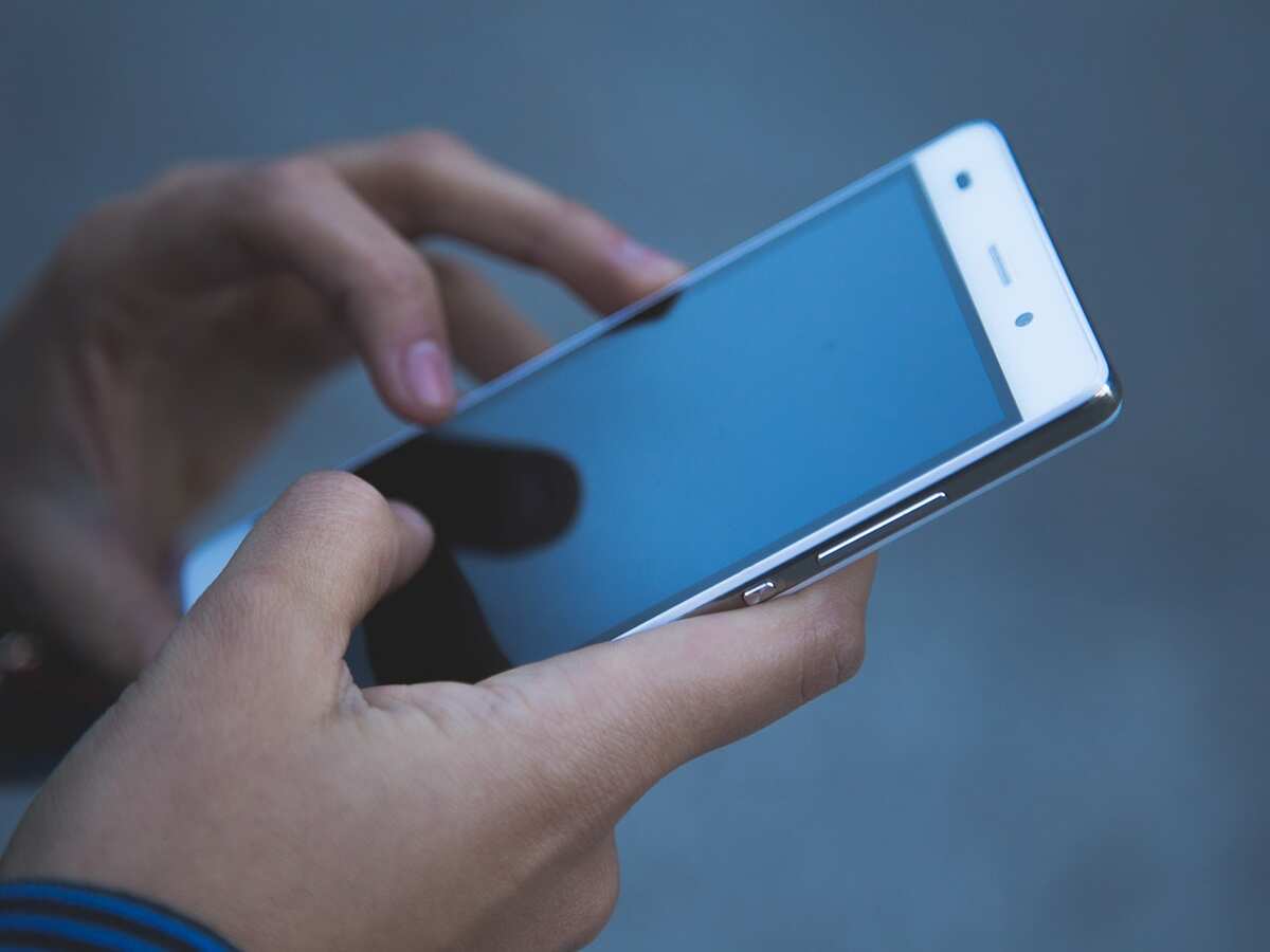 Best camera smartphones under Rs 11,000: From Motorola to Realme - Check the list here 