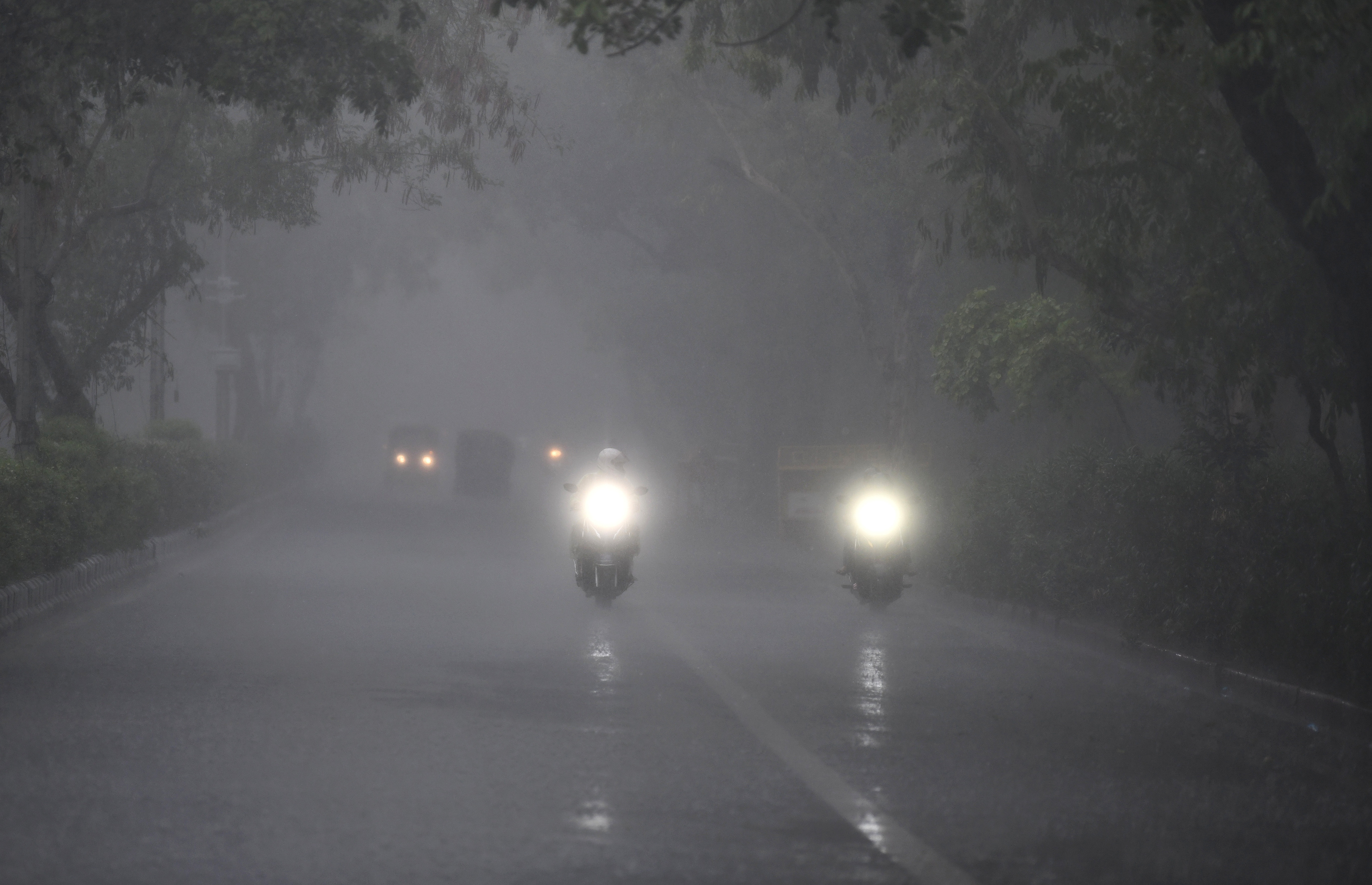 Weather News: Met Department issues alert for rains