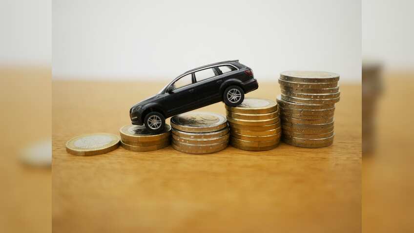 GST on old used cars only when sale price higher than depreciated value 