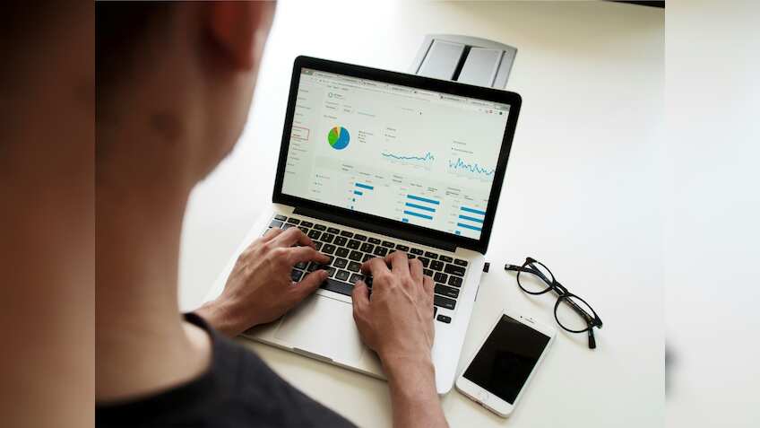 Anil Singhvi's New Year Picks for long term: These 3 stocks can deliver up to 110% return