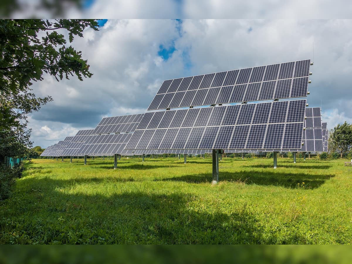 Waaree Energies bags 150 MWp solar modules order