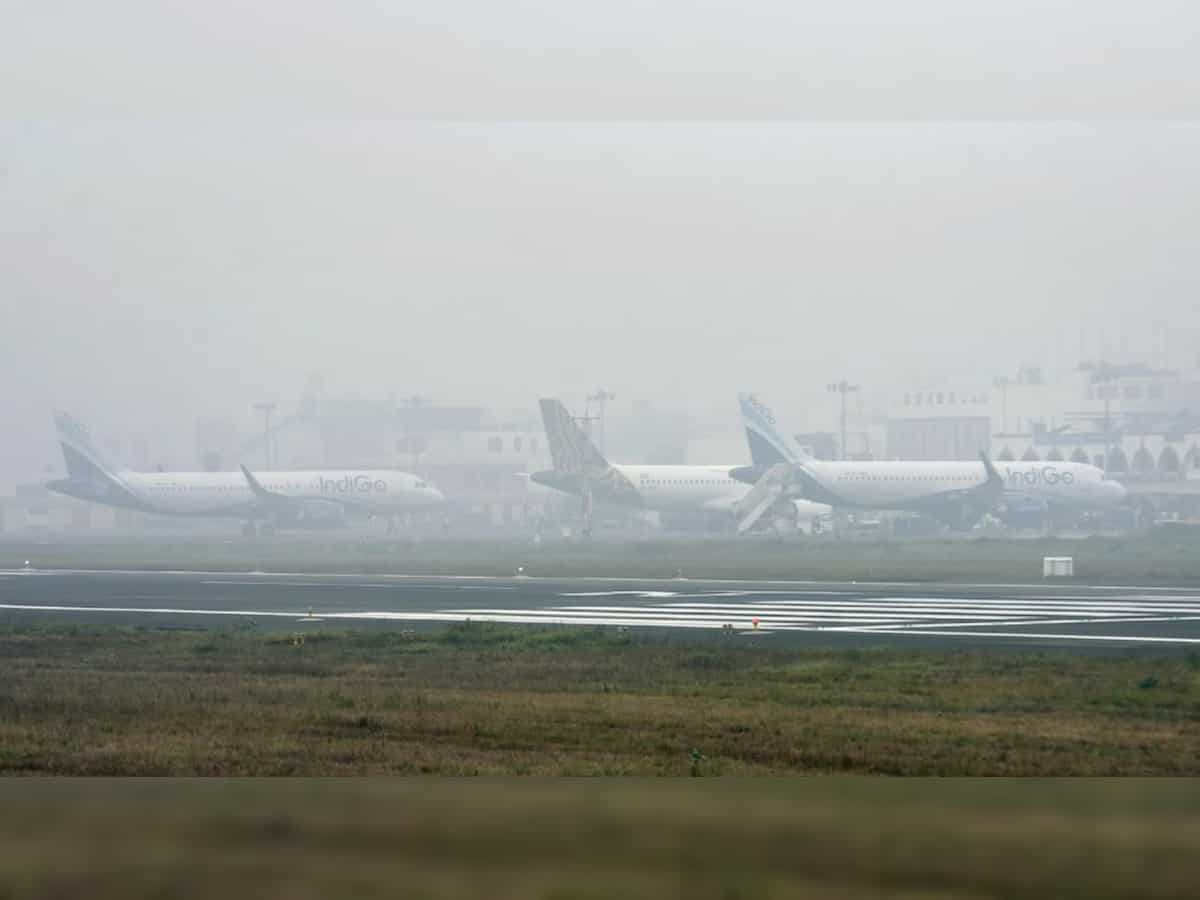 Delhi Airport Update: Authorities issue advisory for non-CAT III compliant flights due to dense fog