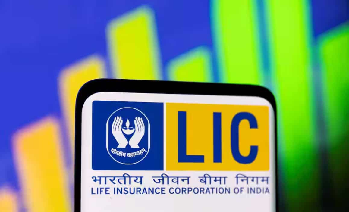 LIC's Bima Sakhi Yojana records over 50,000 registrations within one month of launch