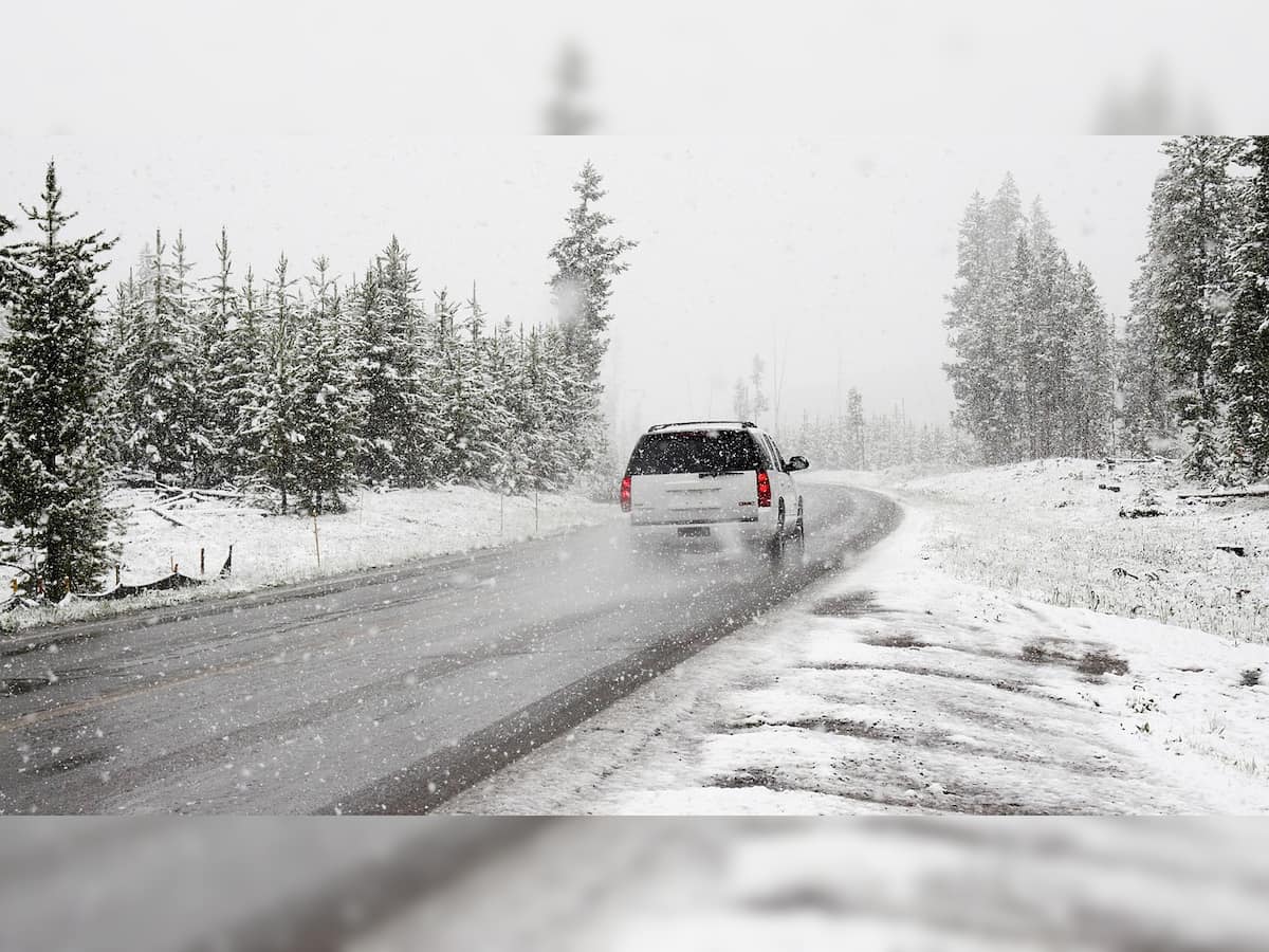 Light snowfall in higher reaches of Himachal, minus 5.2 degree Celsius in Lahaul-Spiti's Tabo