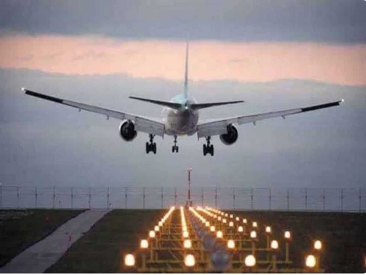 Domestic aviation industry likely to clock Rs 2,000-3,000 crore net loss in FY25: Report