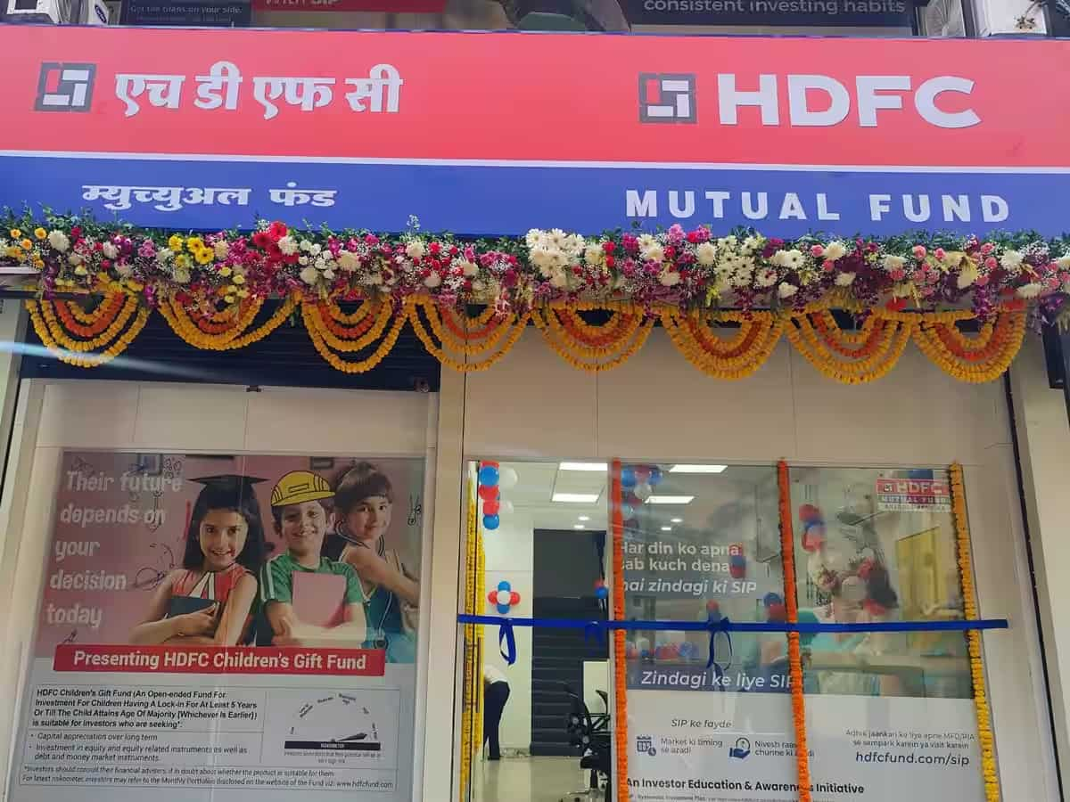 Should you buy HDFC AMC shares?