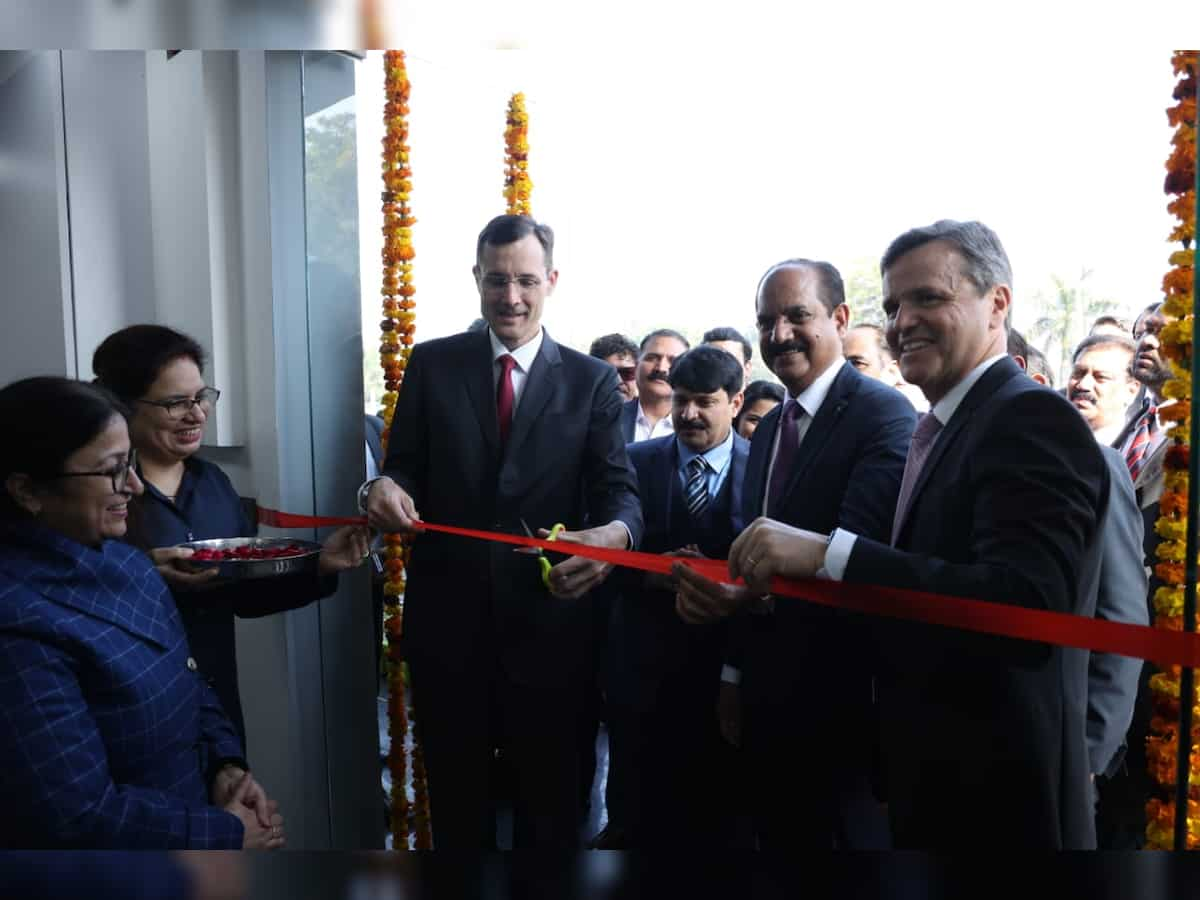 Blue Dart launches country’s largest low-emission integrated operating facility in Delhi