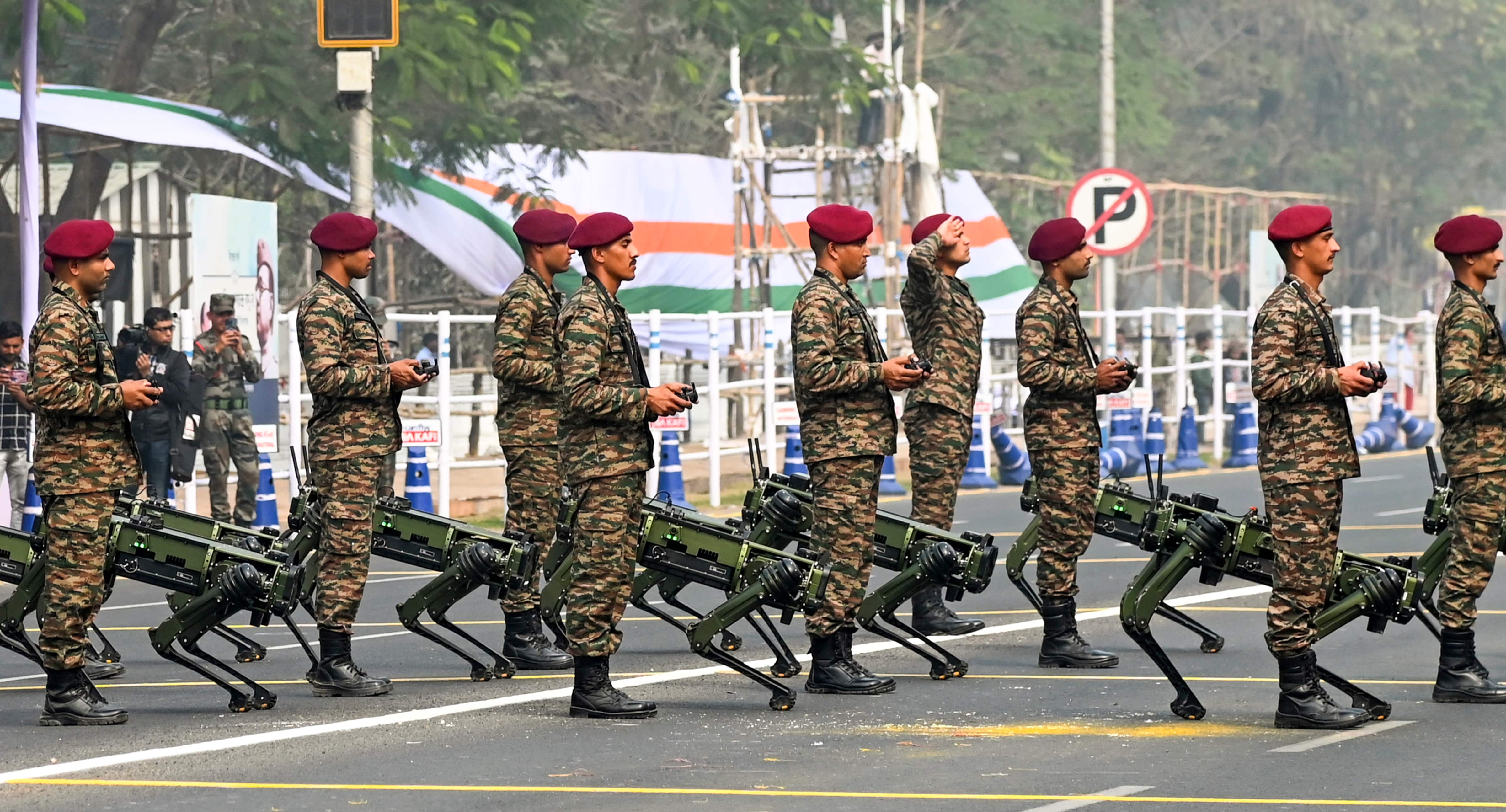 Robotic mules debut 