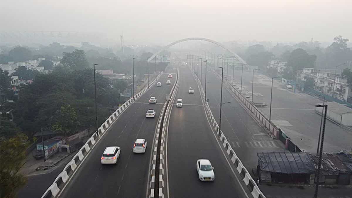 Delhi Pollution: Air quality 'very poor' in national capital