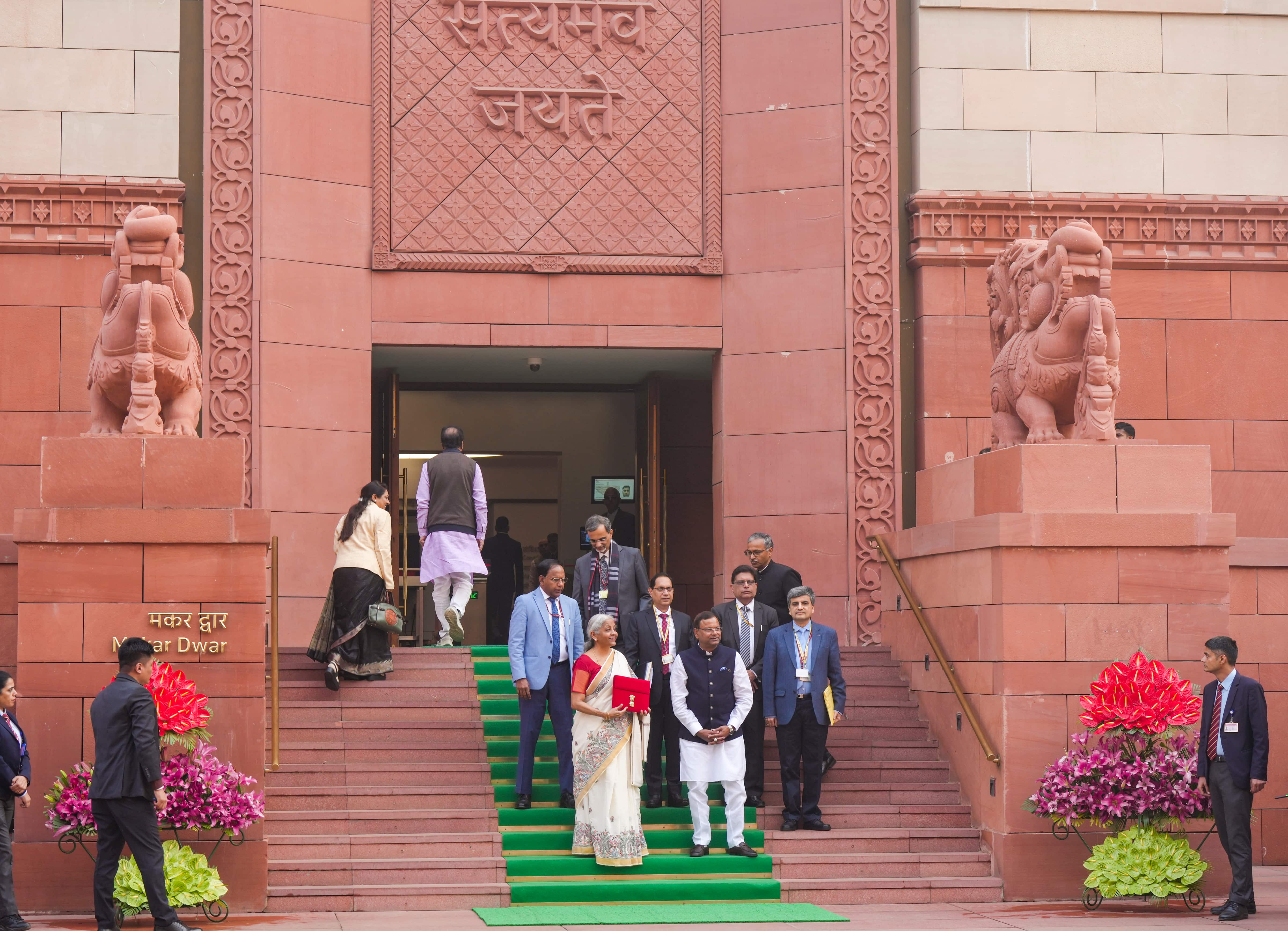 Budget 2025 addresses current economic challenges, lays strong foundation for Viksit Bharat: FICCI