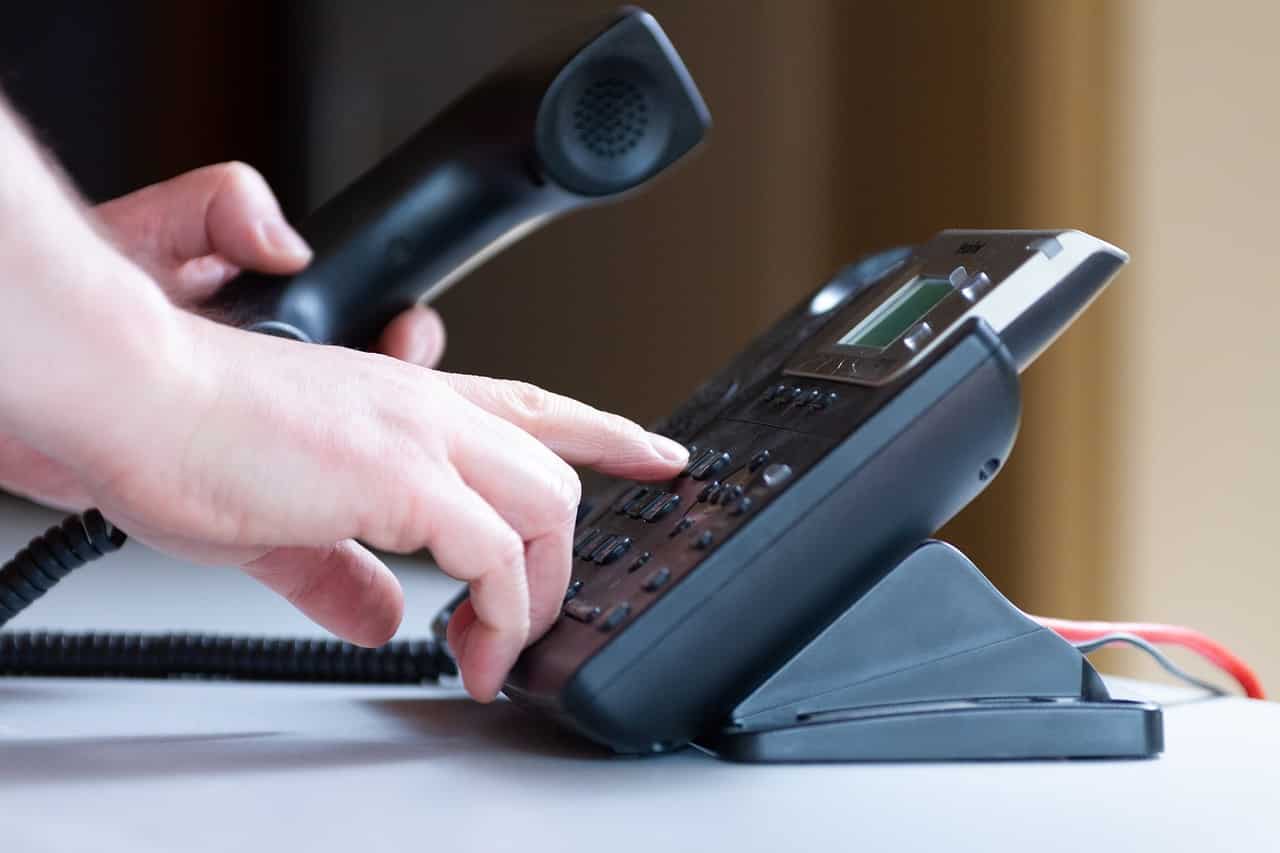 Grievance calls on National Consumer Helpline grow 10-fold, AI boosts ...