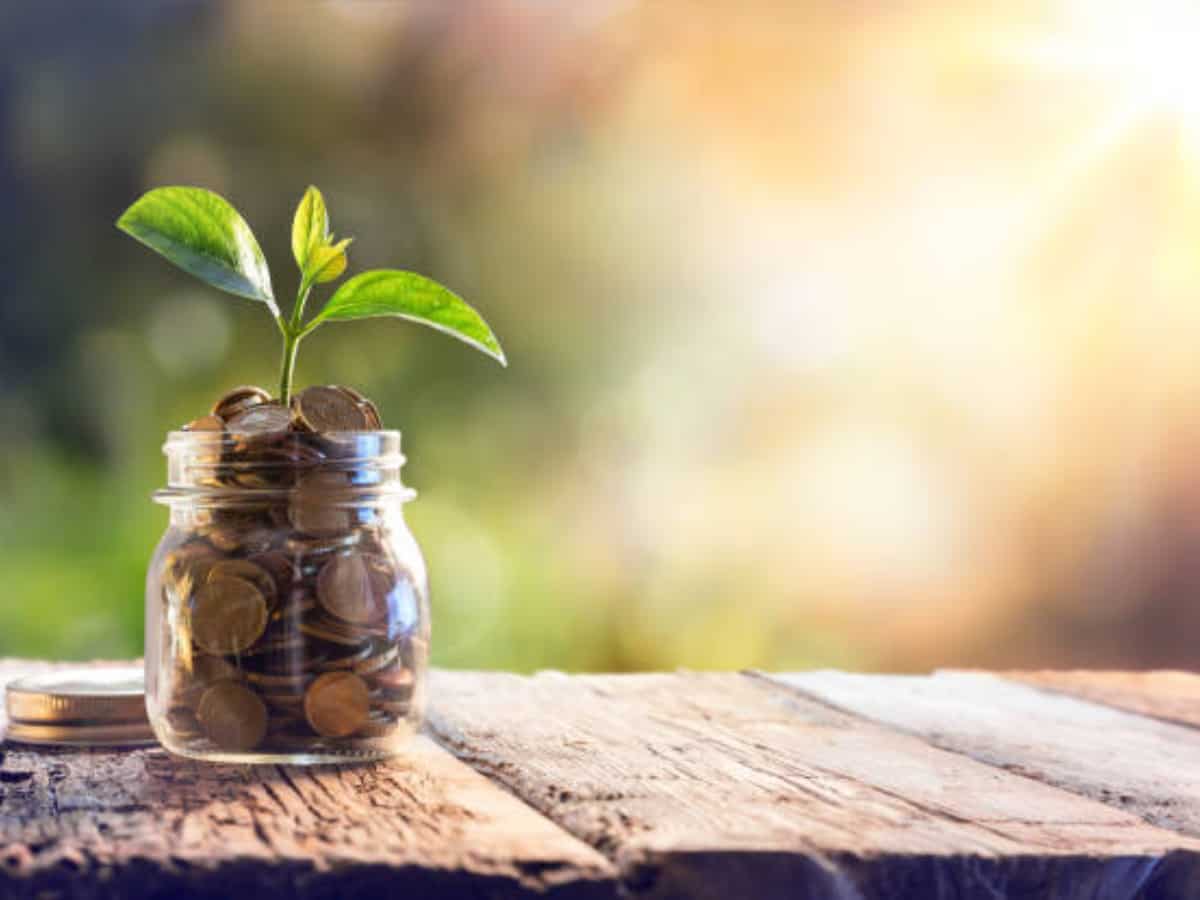 SIP returns on Rs 9 lakh in 10 years