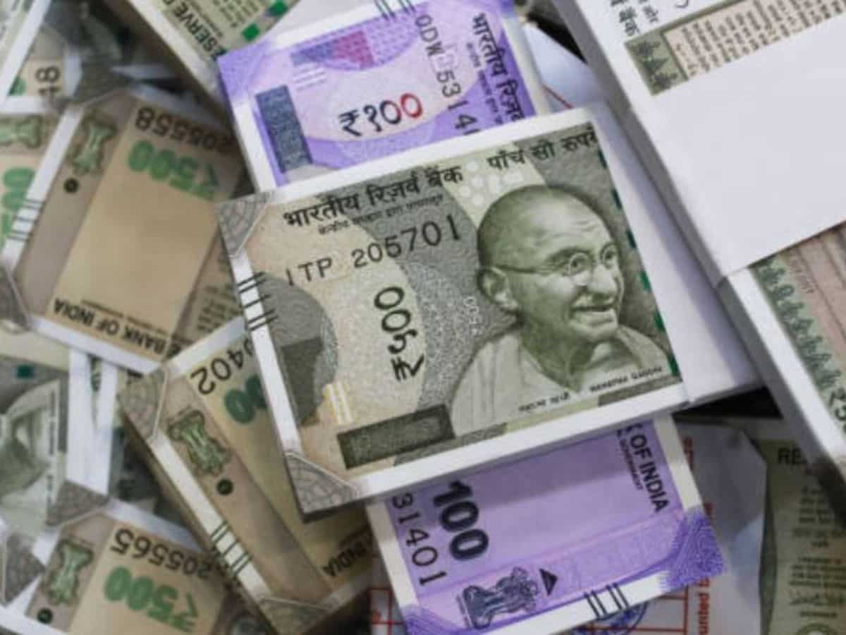 SIP: Retirement corpus on Rs 10,000 investment for 30 years (equity fund)