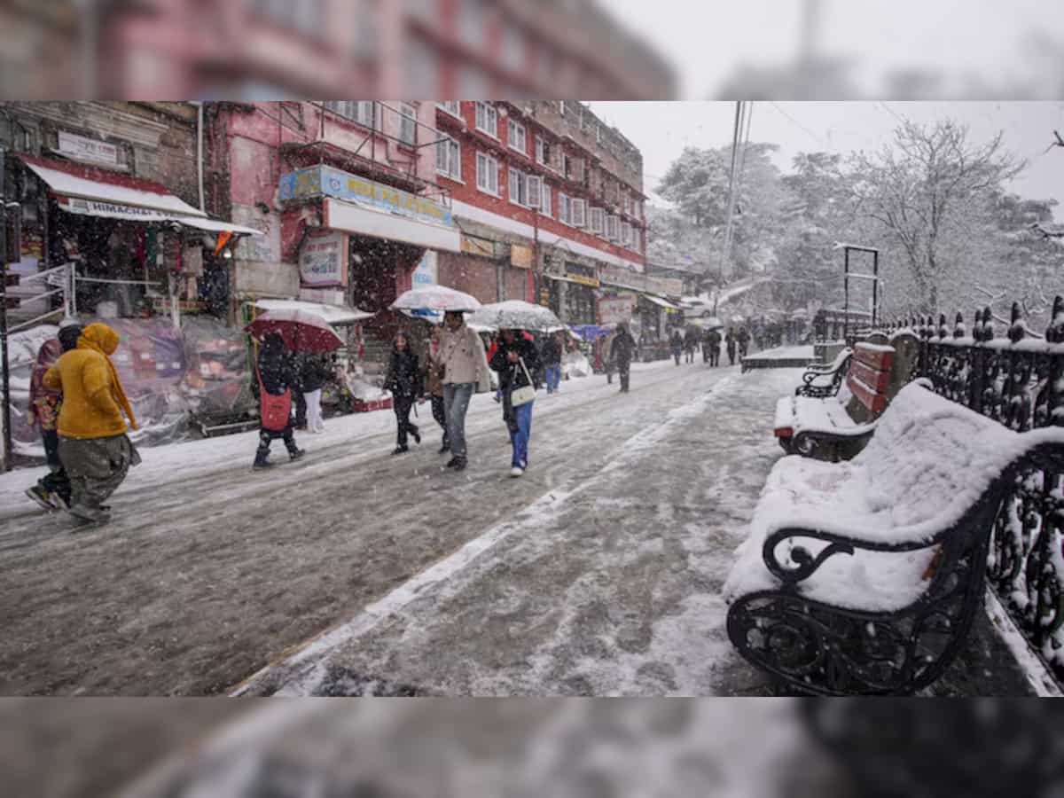 Weather Update: Snowfall continues in Himachal, minimum temperatures plunge 3-11 degrees 