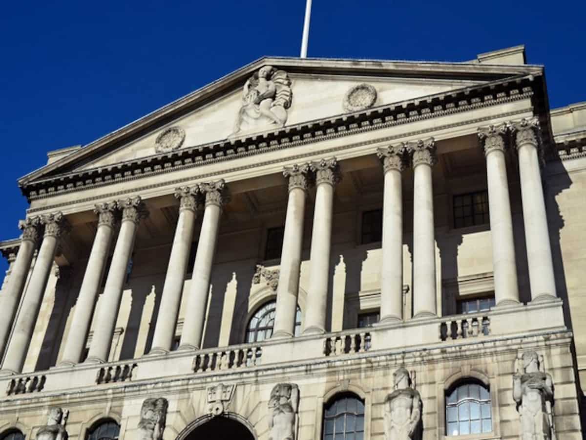 Bank of England cuts key UK interest rate to 4.50% as economy stagnates 