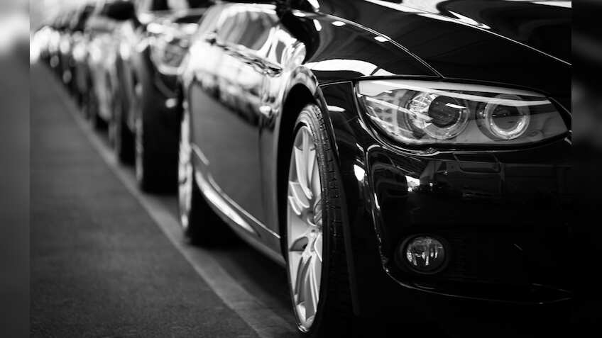 Rate cut to spur demand; 2-wheelers, entry small cars likely to gain: Auto industry