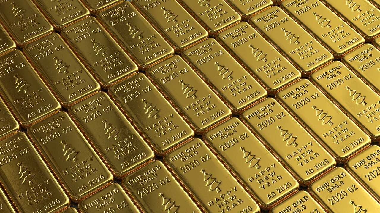 Will gold hit $3,000? Here’s what experts say