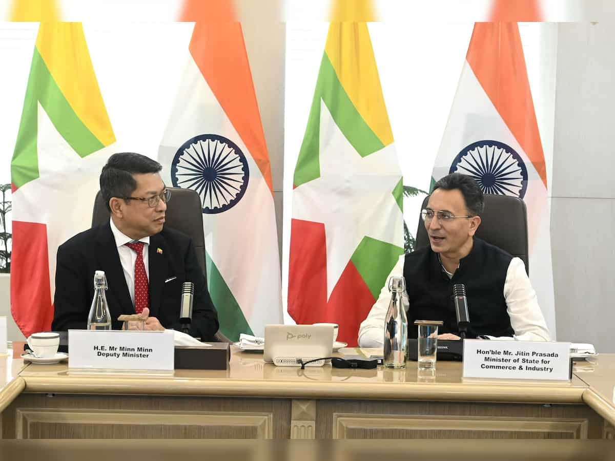 India, Myanmar discuss resuming border trade through roads 