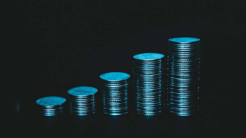 Rupee trades in narrow range, depreciates 5 paise to 86.76 against US dollar 