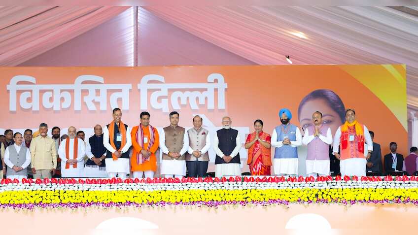 From PM Modi to Kejriwal, Yogi: Who all extended wishes to Rekha Gupta on becoming Delhi's 4th woman CM