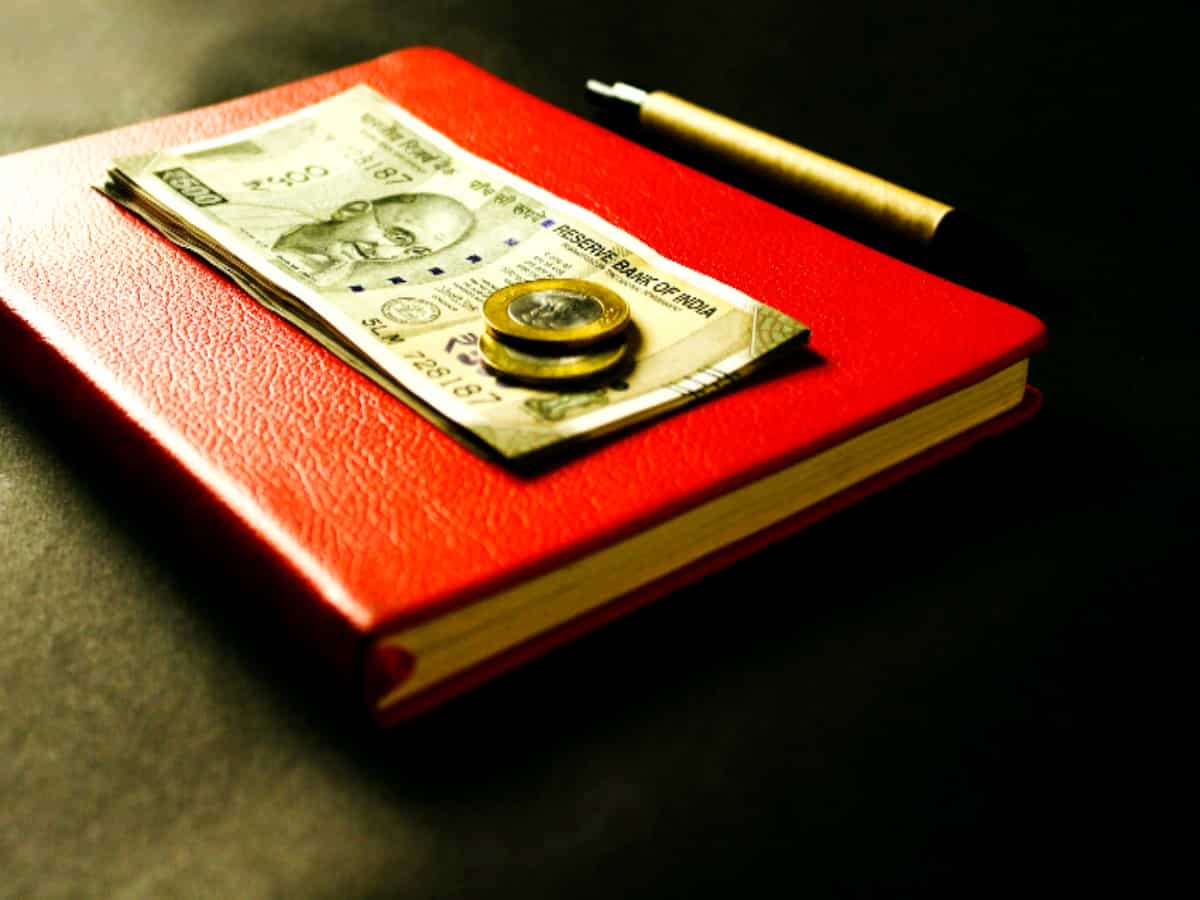 Income Tax Calculations: Can your salary of Rs 15.60 lakh be tax-free in new tax regime? See calculations to know