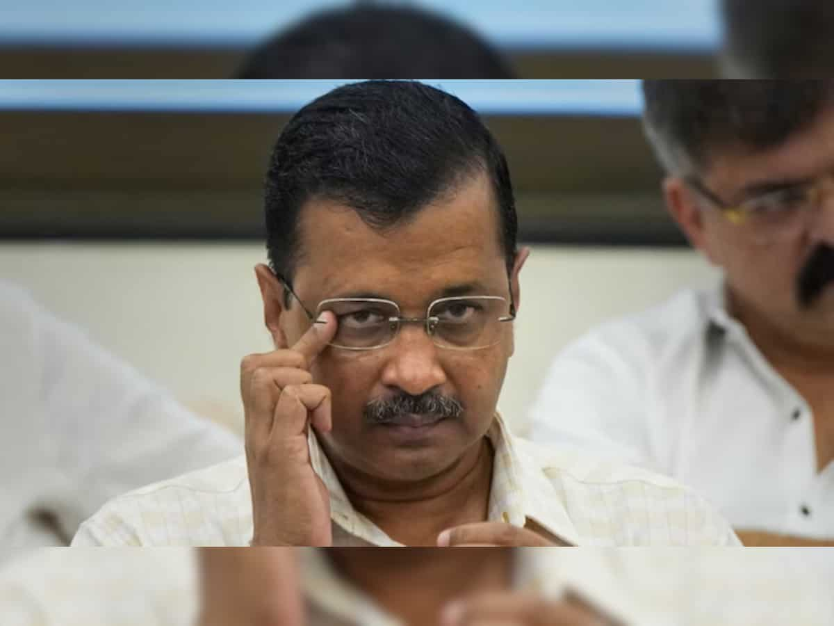 More trouble for Kejriwal? CAG flags Rs 2,000 crore loss under AAP's excise policy