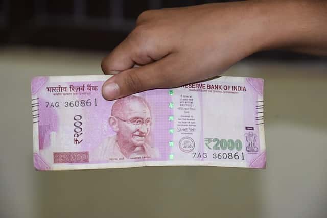 98.18% of Rs 2,000 notes returned to banking system, Rs 6,471 crore still in circulation: RBI
