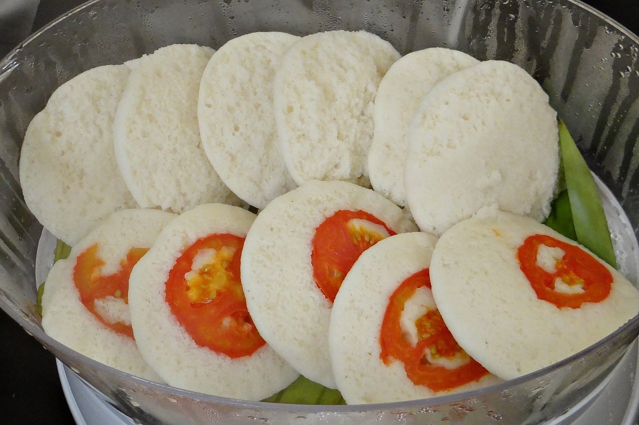 FSSAI orders probe into use of plastic sheets for idli steaming in Karnataka restaurants