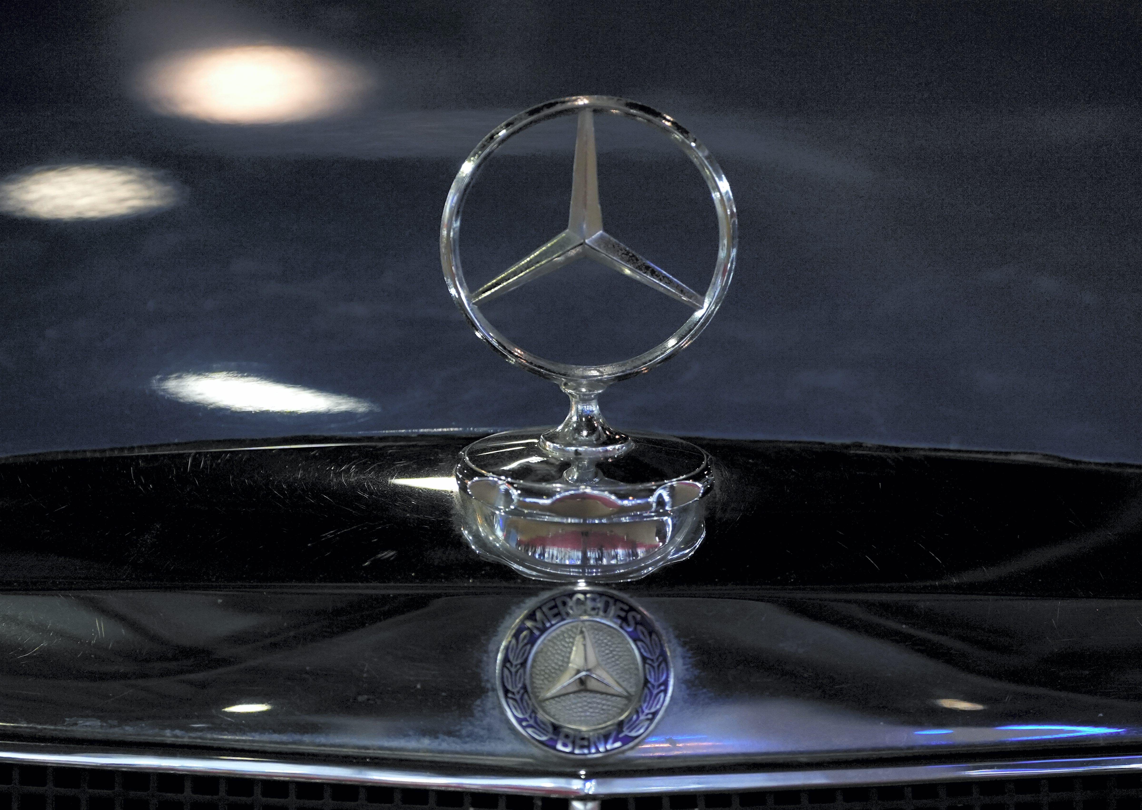 Mercedes joins hands with DPIIT to support startups