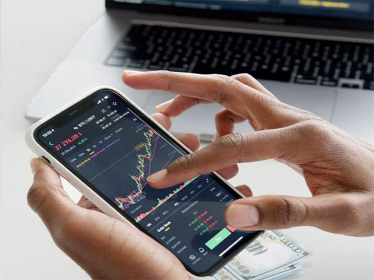 Stock Market Holiday Will BSE, NSE be opened or closed on March 14 for Holi? Check 2025 holiday