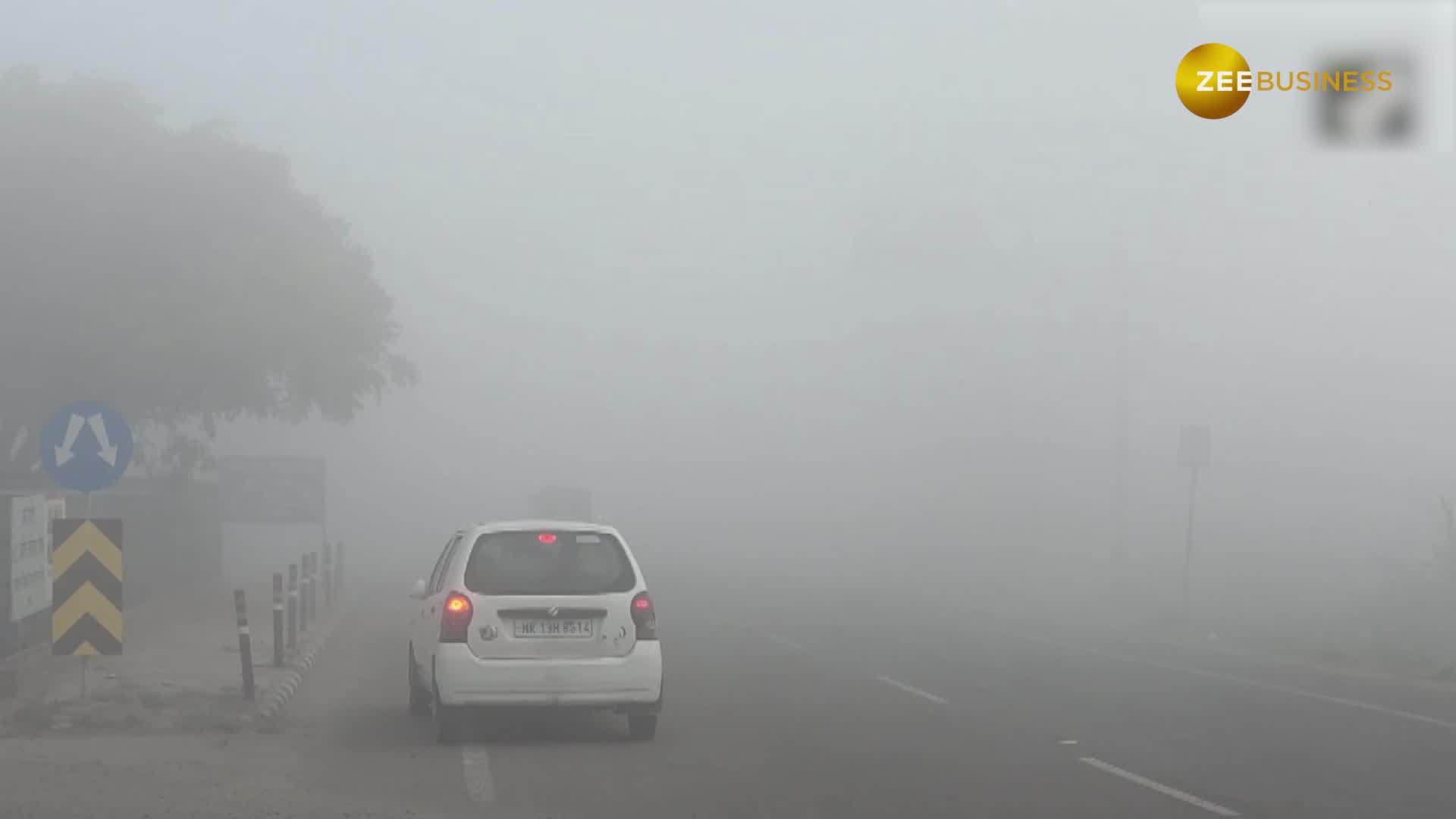 Dense fog disrupts Jhajjar city, reducing visibility and traffic | Haryana