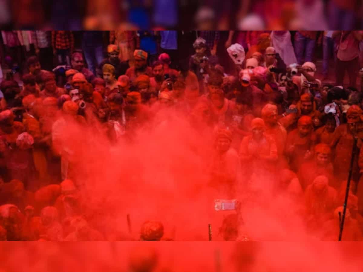 UP Police Issues Guidelines for Holi 2025: No new traditions allowed, 24x7 social media monitoring enforced – Check details