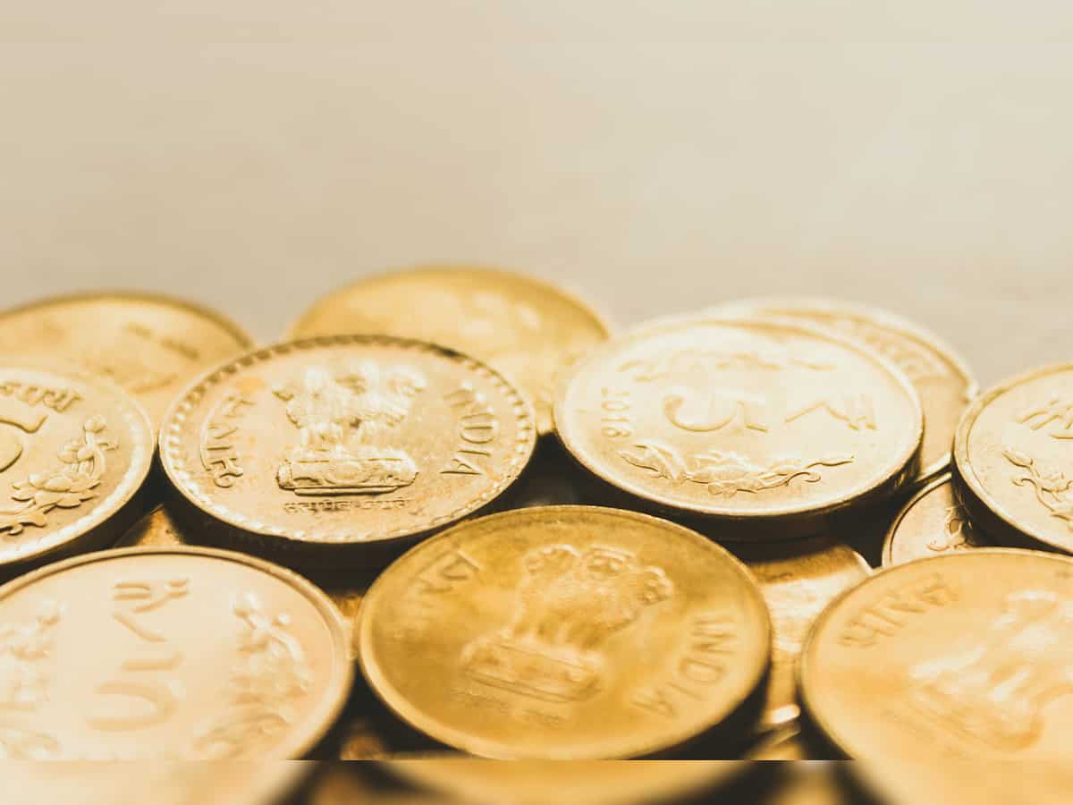 Rupee hits three-week high at 86.80 against US