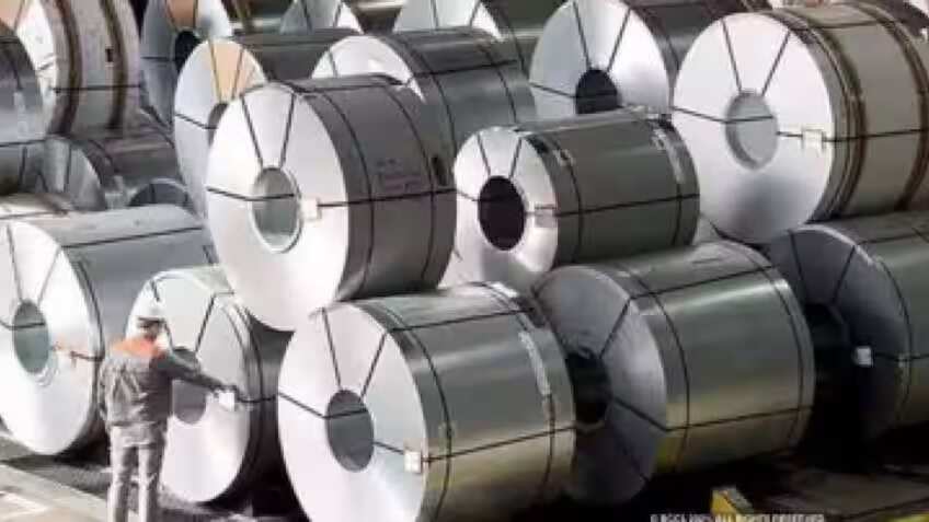 Metals boost Nifty to a one-month high as Hindalco, Jindal steel stocks jump
