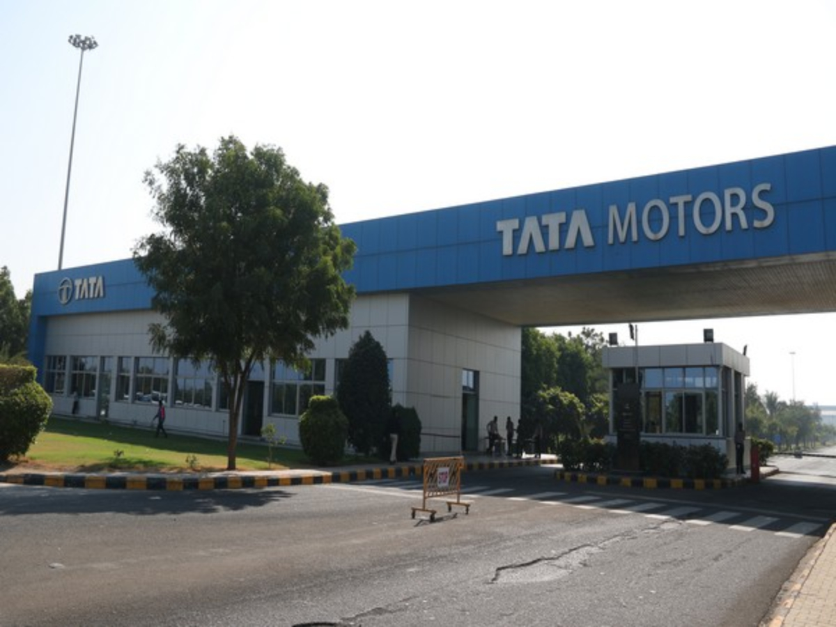 Tata Motors announces price hike for passenger and