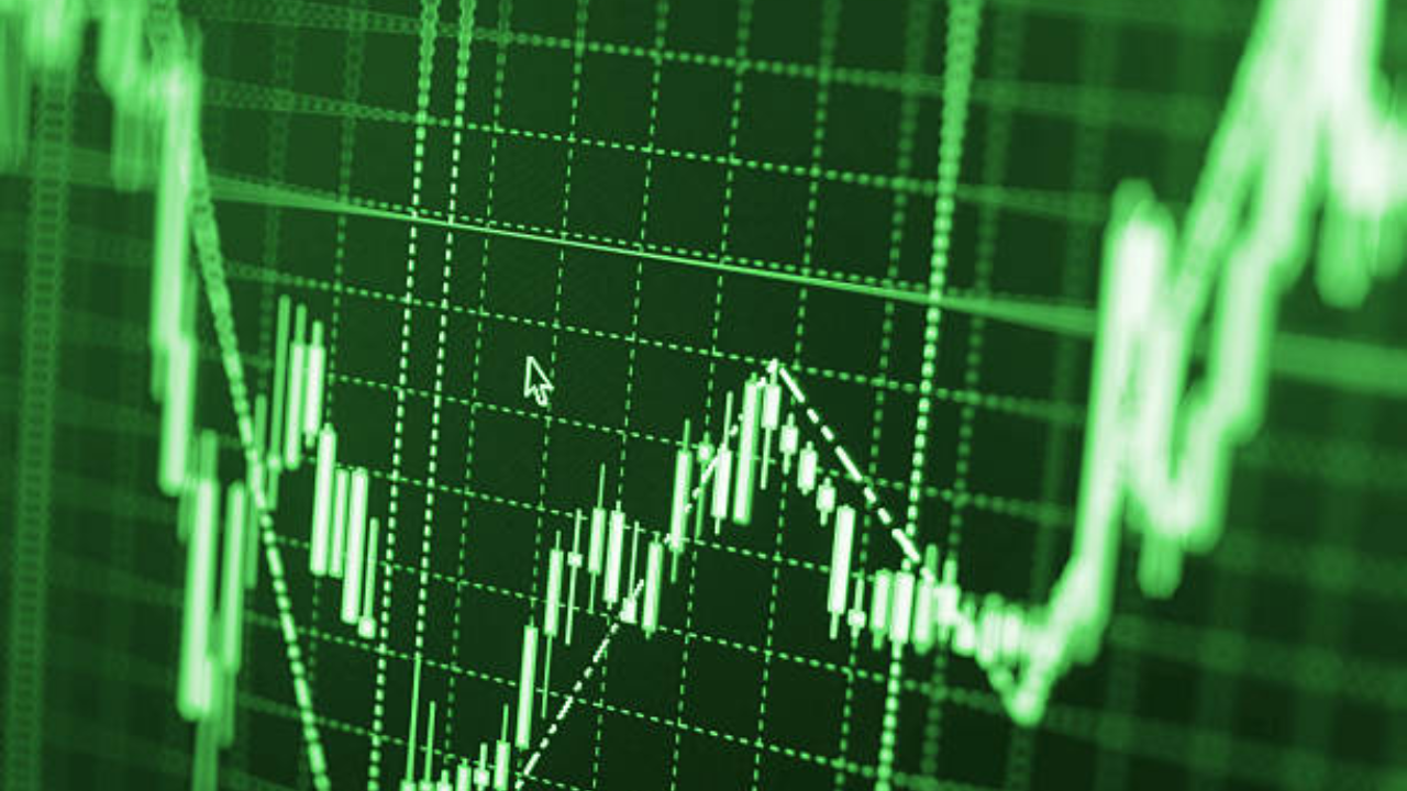 Final Trade: Sensex jumps 557 pts, Nifty reclaims 23,350; oil & gas lead, metals lag